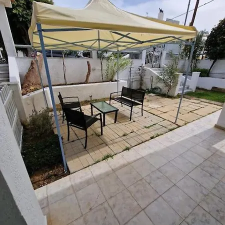 Апартаменты With Garden *